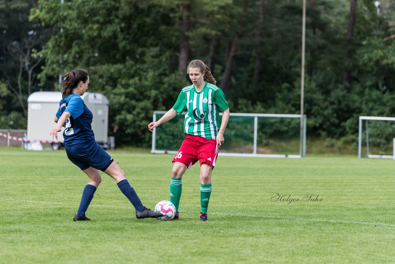 Bild 61 - F SV Boostedt - SV Fortuna St. Juergen : Ergebnis: 2:1